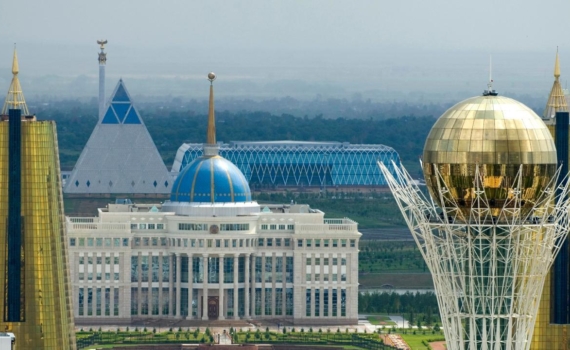 Токаев выступил за уточнение статуса акимов и их сотрудников, сообщает Чеботарев Токаев выступил за уточнение статуса акимов и их сотрудников, сообщает Чеботарев